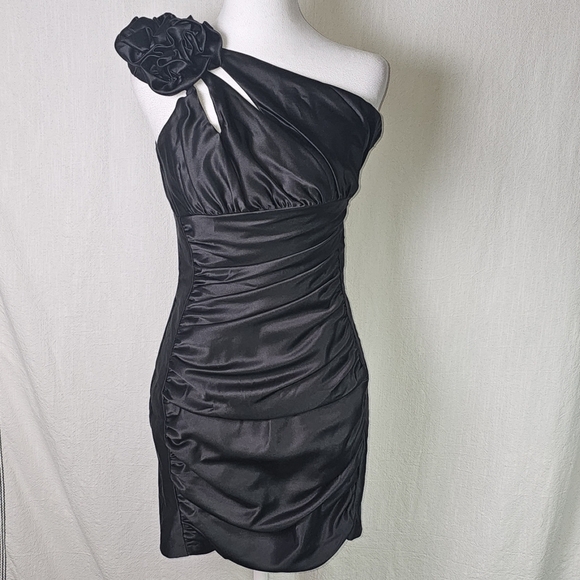 VTG Jessica McClintock for Gunne Sax Black Mini Cocktail Dress Sz 5 One Shoulder - Picture 1 of 14